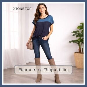 👚Banana Republic 💙Two-Tone Short Sleeve Top- Size Small- Bundle & Save-$15 Off